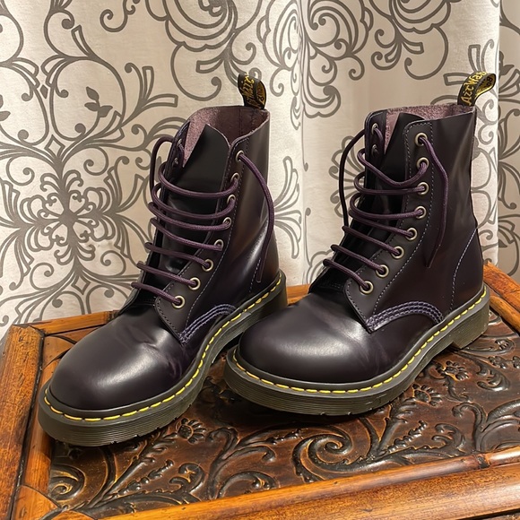 Dr. Martens Shoes - Dr Martens Eggplant 🍆 1460